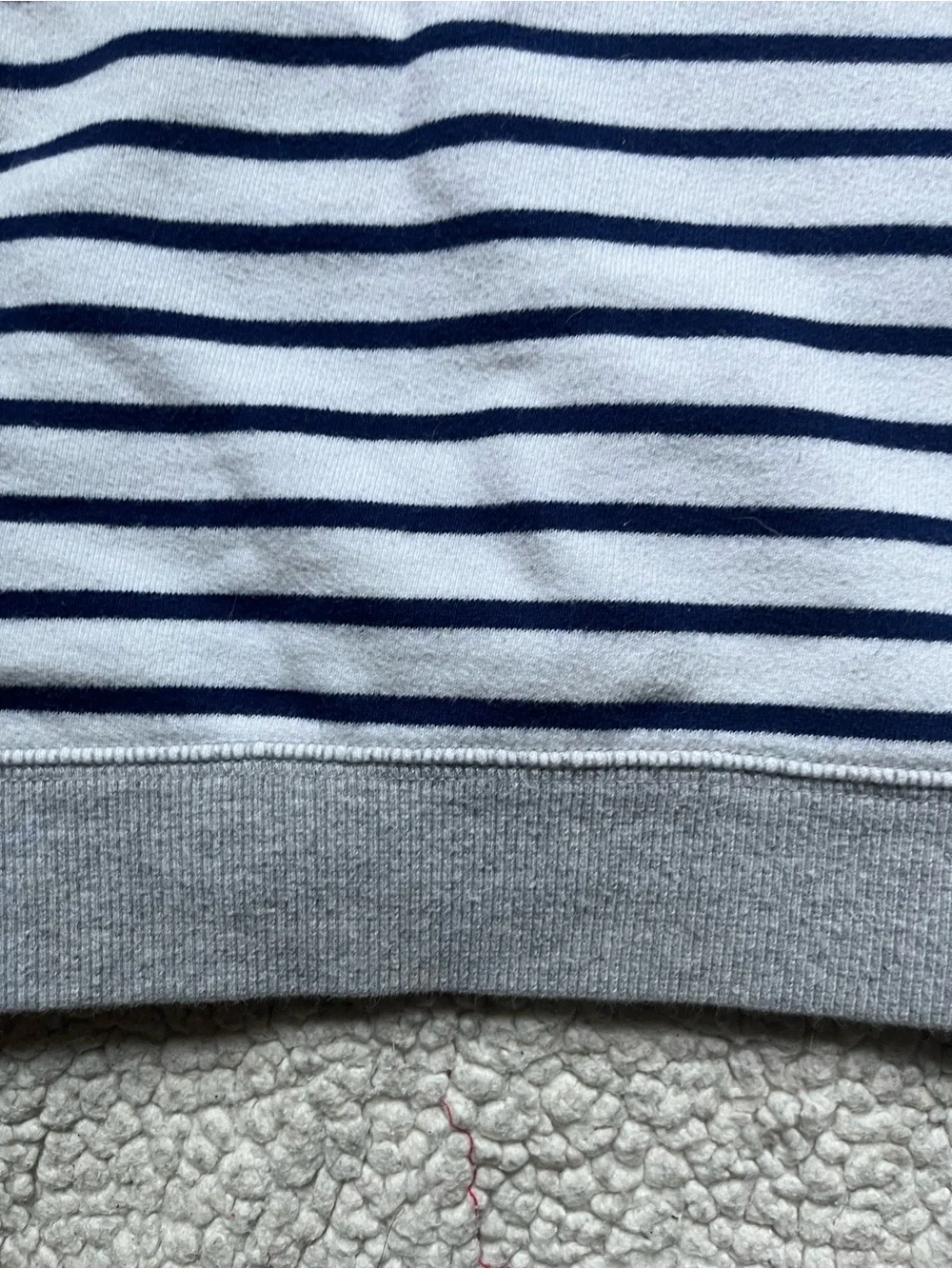 OshKosh Bgosh classic crewneck